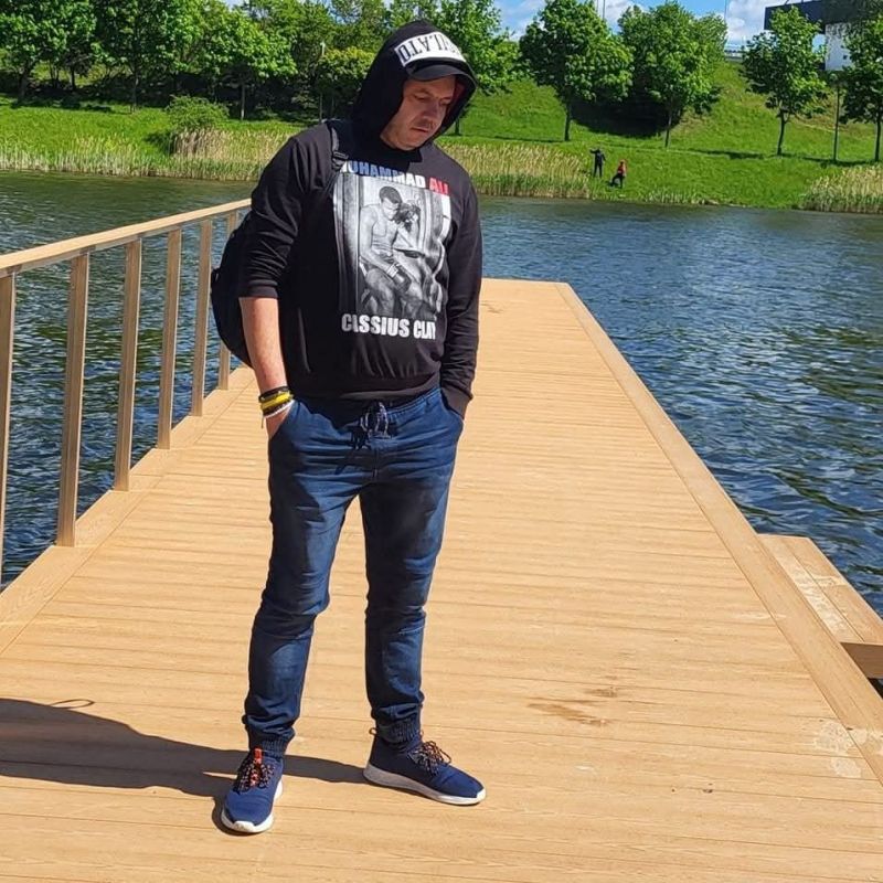 Nori susipažinti internetu